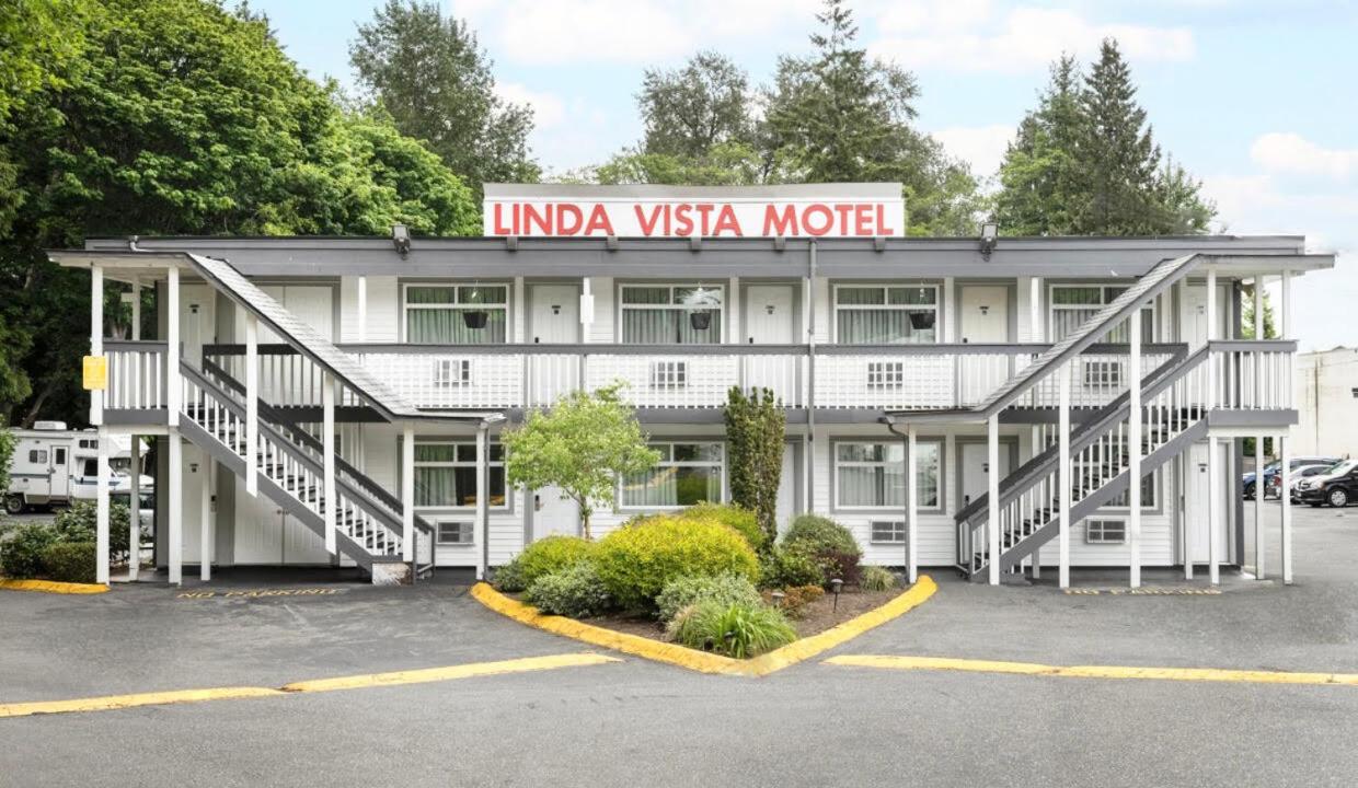 סארי Linda Vista Motel מראה חיצוני תמונה